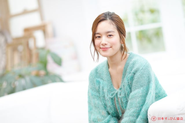 絶対的オーラを放つ美肌の秘訣は「小さな努力の積み重ね」 - 筧美和子