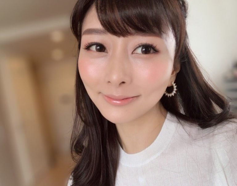 COLUMN 弱気な夜は、私を穏やかに癒すアンバーの香りで眠りについて 日本すっぴん協会